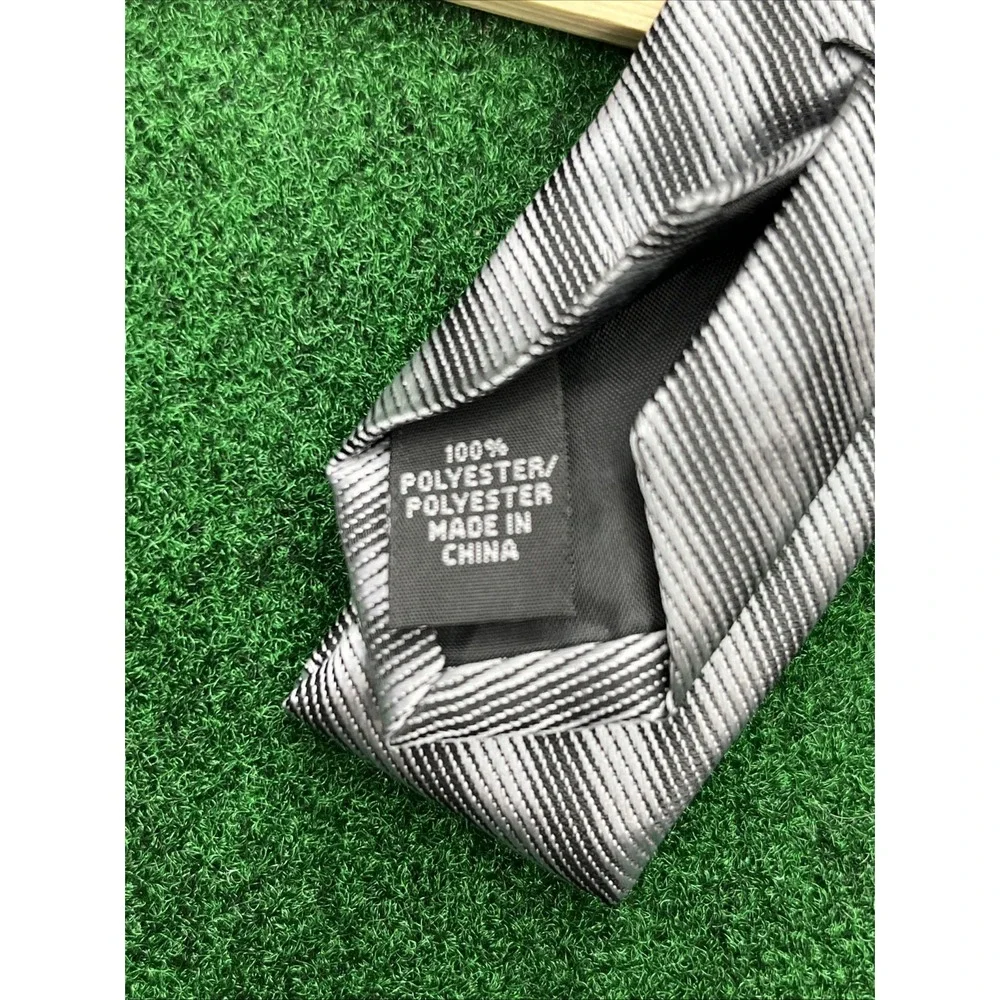 Van Heusen Silver Black Stripe Tie With Clip NWT